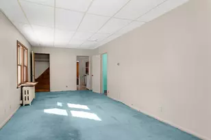 16 Sycamore St E, Saint Paul, MN 55117 - Photo 6