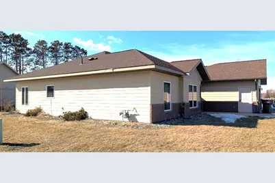 4240 Irvine Avenue NW #34, Bemidji, MN 56601 - Photo 2