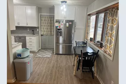 445 NE Rose Lane NE, Hutchinson, MN 55350 - Photo 4