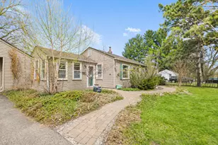 8710 11th Ave S, Bloomington, MN 55420 - Photo 2