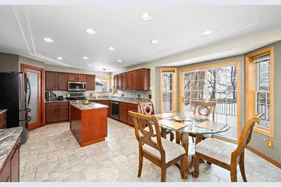 1156 Pond Curve, Waconia, MN 55387 - Photo 2