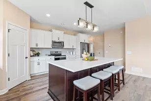 6701 Ridgewood Dr, Cannon Falls, MN 55009 - Photo 14