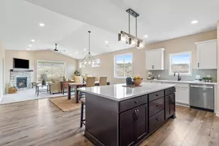 6701 Ridgewood Dr, Cannon Falls, MN 55009 - Photo 4