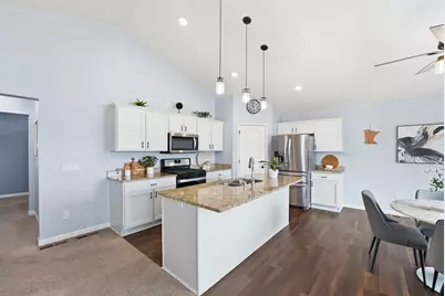 15201 Quintana Court NW, Anoka, MN 55303 - Photo 14