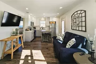 201 1/2 10th Ave SE, Pipestone, MN 56164 - Photo 6