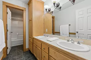 8469 Woodland Curve, Saint Bonifacius, MN 55375 - Photo 32