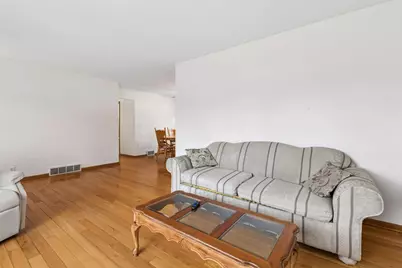 10025 Wentworth Avenue S, Bloomington, MN 55420 - Photo 6