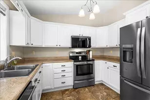 2360 Apple Ridge Dr, Duluth, MN 55811 - Photo 10