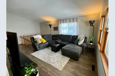 3721 Gershwin Lane N, Oakdale, MN 55128 - Photo 8