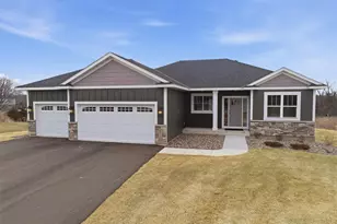 6839 Timberview Ct, Cannon Falls, MN 55009 - Photo 2