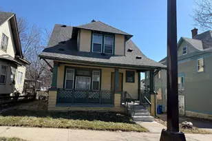 1038 Edgerton St, Saint Paul, MN 55101 - Photo 1