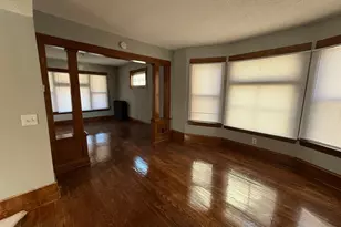 1038 Edgerton St, Saint Paul, MN 55101 - Photo 10