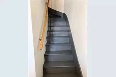 587 Bay Street, Saint Paul, MN 55102 - Photo 12