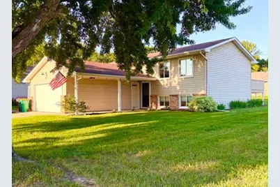 1902 Brookside Drive, Albert Lea, MN 56007 - Photo 2