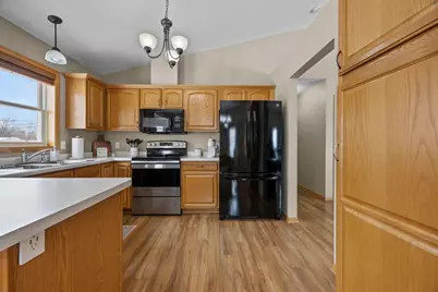 156 Cedar Drive S, Lester Prairie, MN 55354 - Photo 12