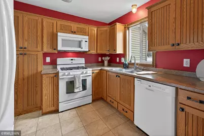 315 8th Avenue SE, Pine City, MN 55063 - Photo 6