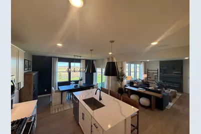 12594 Erskin Street NE, Blaine, MN 55449 - Photo 4