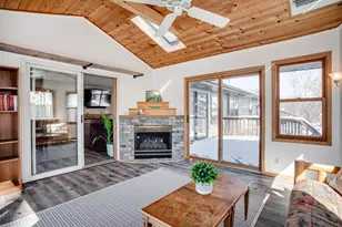 2722 Vale Crest Rd, Crystal, MN 55422 - Photo 14