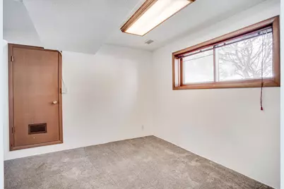 2722 Vale Crest Road, Crystal, MN 55422 - Photo 46