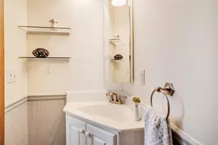 2722 Vale Crest Rd, Crystal, MN 55422 - Photo 26