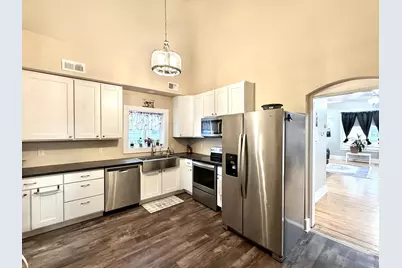 407 N Broad Street, Mankato, MN 56001 - Photo 6