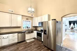 407 N Broad St, Mankato, MN 56001 - Photo 6