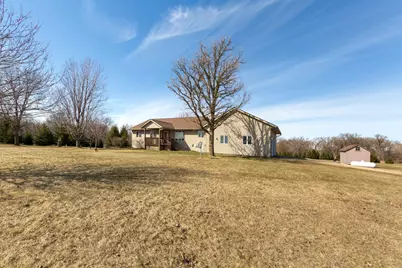 77728 325th Street, Ellendale, MN 56026 - Photo 4