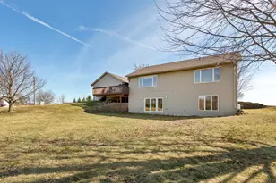 77728 325th St, Ellendale, MN 56026 - Photo 12