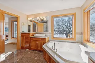 4743 Island View Dr, Mound, MN 55364 - Photo 26