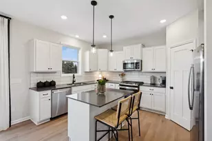 1015 Legacy Dr, Delano, MN 55328 - Photo 2