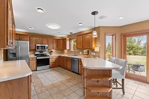 3680 Arlington Ln SE, Rochester, MN 55904 - Photo 8