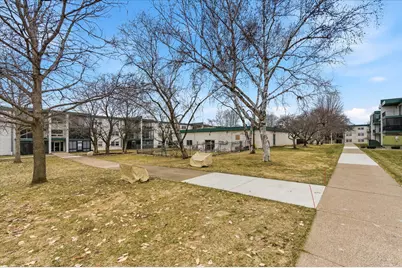 2720 Dale Street N #C114, Roseville, MN 55113 - Photo 14