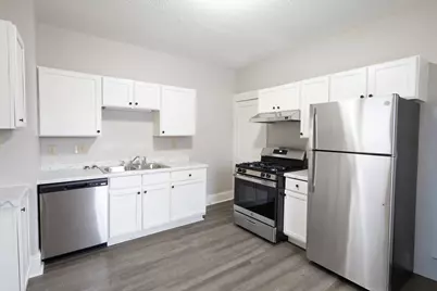 678 Hawthorne Avenue E, Saint Paul, MN 55106 - Photo 4