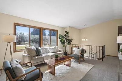 543 Clover Leaf Parkway NE, Blaine, MN 55434 - Photo 2