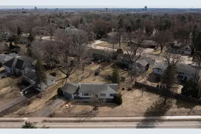 6725 Valley View Road, Edina, MN 55439 - Photo 38
