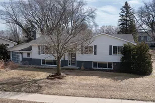 6725 Valley View Rd, Edina, MN 55439 - Photo 1