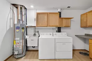 2624 Portland Ave, Minneapolis, MN 55407 - Photo 18