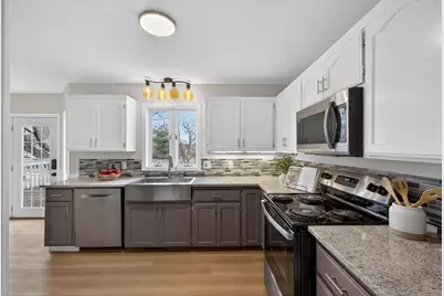 4406 Newcastle Lane NW, Rochester, MN 55901 - Photo 10