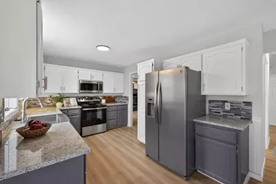 4406 Newcastle Lane NW, Rochester, MN 55901 - Photo 8