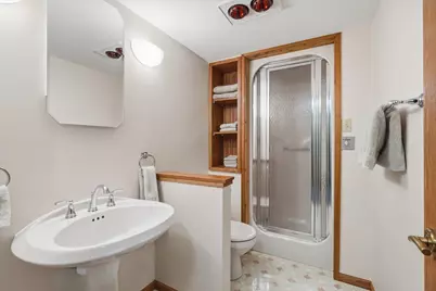 561 Deer Ridge Lane S, Maplewood, MN 55119 - Photo 38