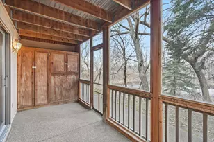 561 Deer Ridge Ln S, Maplewood, MN 55119 - Photo 34