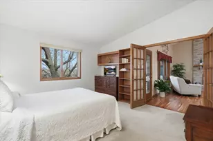 561 Deer Ridge Ln S, Maplewood, MN 55119 - Photo 20