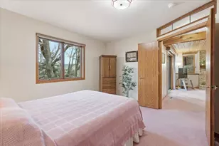 561 Deer Ridge Ln S, Maplewood, MN 55119 - Photo 36