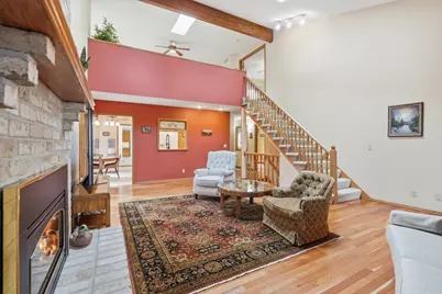 561 Deer Ridge Lane S, Maplewood, MN 55119 - Photo 10