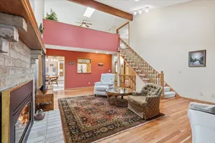 561 Deer Ridge Ln S, Maplewood, MN 55119 - Photo 10