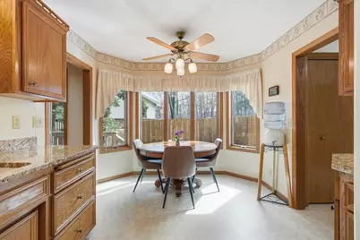 561 Deer Ridge Lane S, Maplewood, MN 55119 - Photo 16