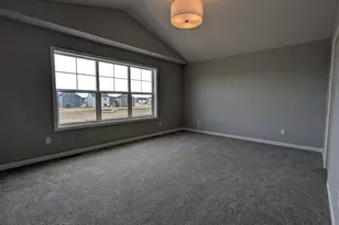 2743 Ivan Ave NE, Saint Michael, MN 55376 - Photo 12