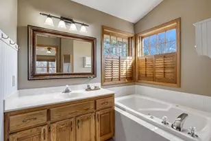 2910 Desoto St, Little Canada, MN 55117 - Photo 20