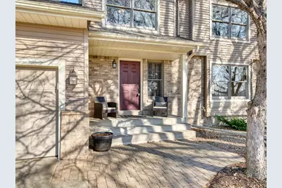 2910 Desoto Street, Little Canada, MN 55117 - Photo 2