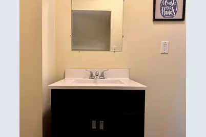 869 Lawson Avenue E, Saint Paul, MN 55106 - Photo 14